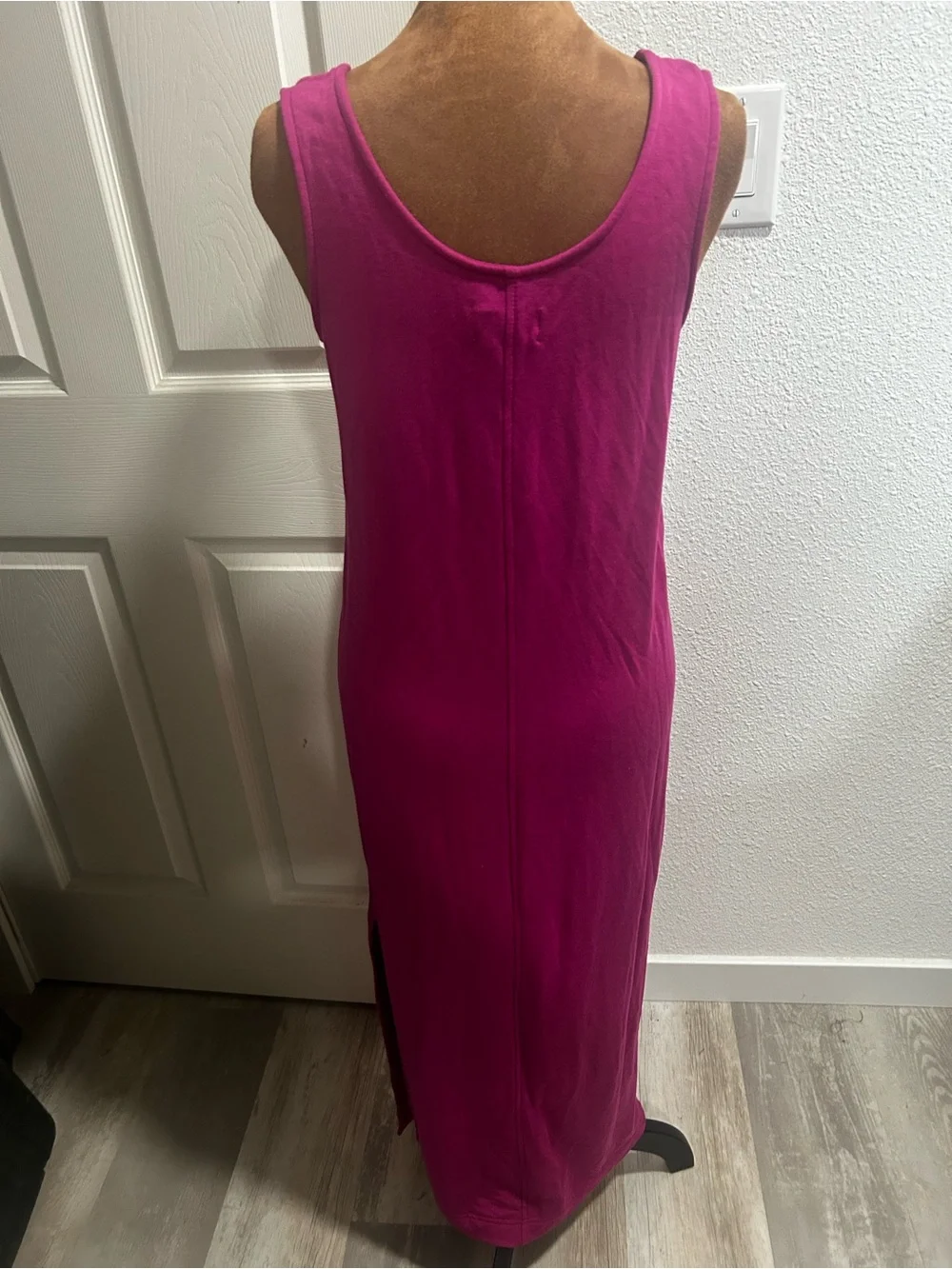 Scoop-Neck tank Maxi Dress in Fuchsia - Picture 3 of 7